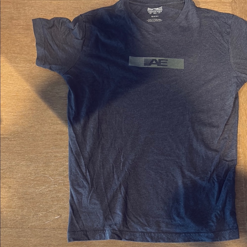 American Eagle Outfitters Men's Dark Blue Tee